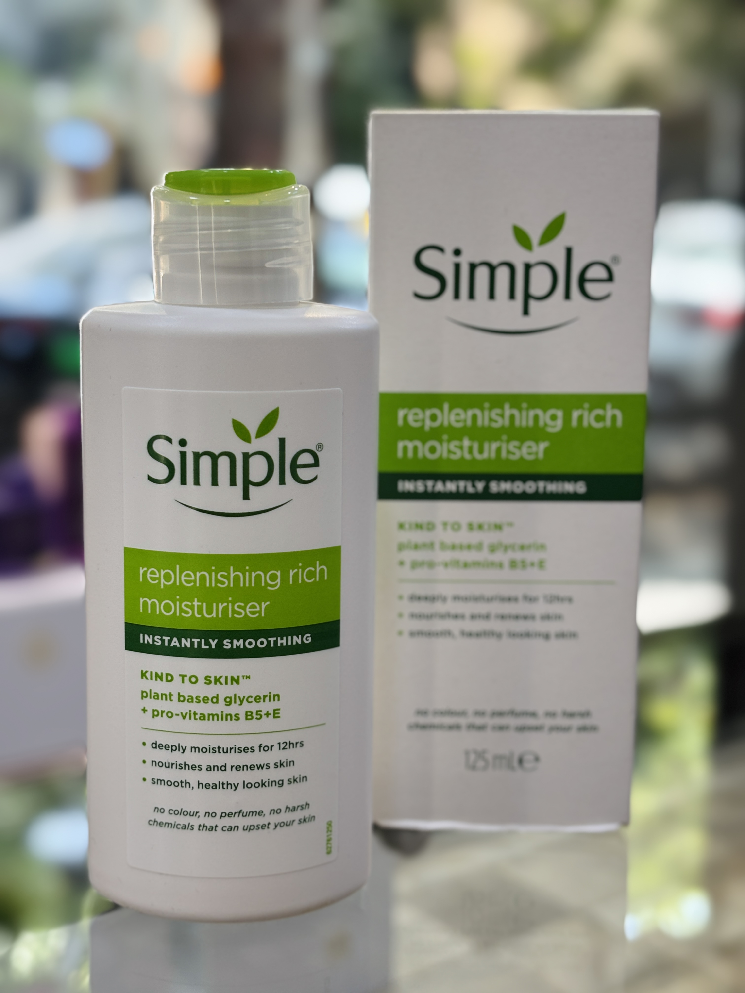 کرم مرطوب کننده و آبرسان سیمپل مدل ریچ | 125ml Replenishing Rich Moisturiser